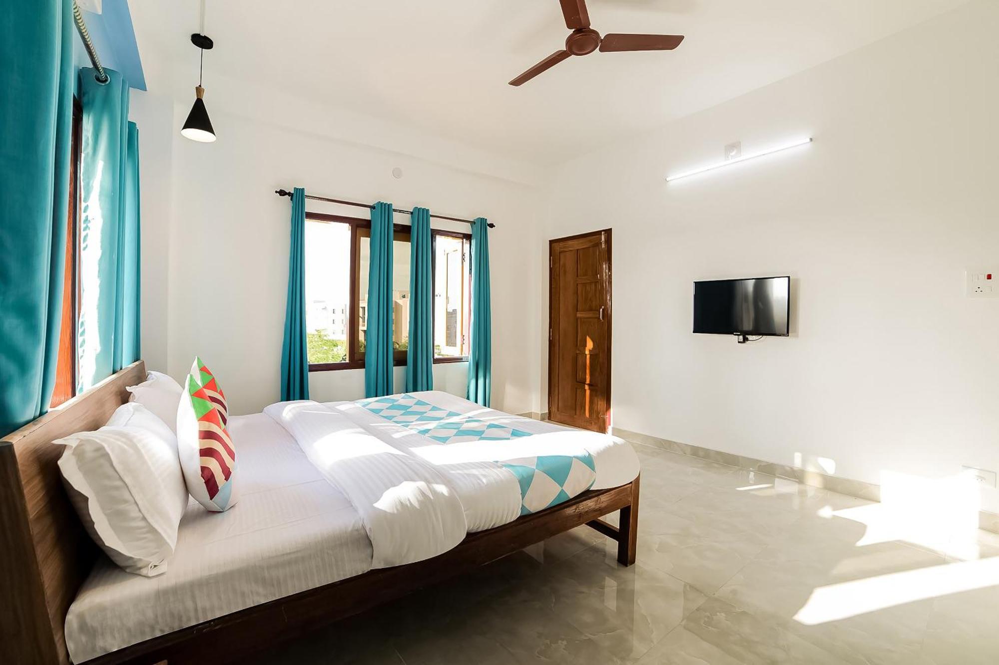 Hotel O Khan Basera Khandagiri Exteriör bild